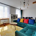 Przepiekny Blisko Gor Мыслаковице