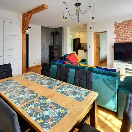 Przepiekny Blisko Gor Διαμέρισμα Mysłakowice